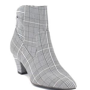 GC Shoes Womens Levi Gray Plaid Cone Heel Pointed Toe Ankle Boots size 8.5